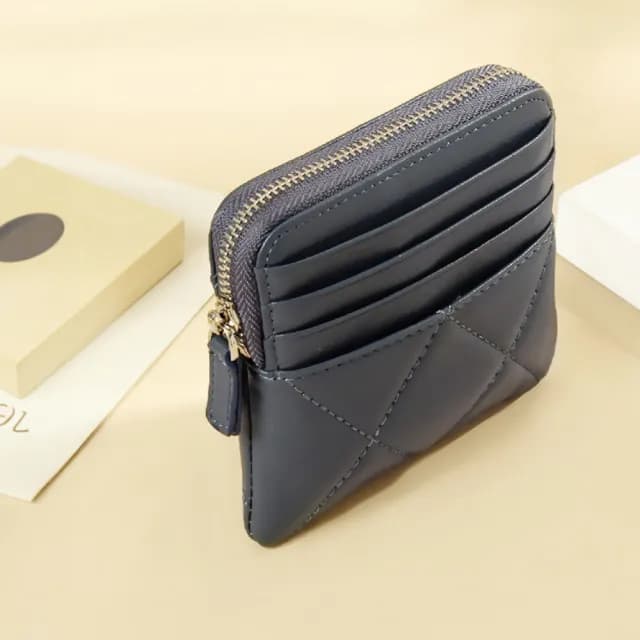 【隨身攜帶】真皮 小巧便攜菱格紋羊皮零錢包(真皮包包 短夾 卡包 耳機包 收納包 拉鍊包 皮