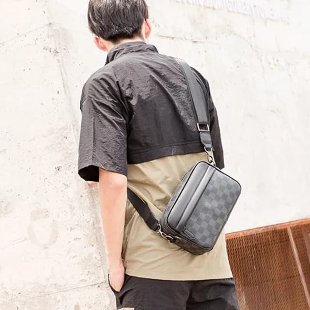 【MoonDy】父親節禮物 包包 PVC男包 男生包包 方包 郵差包 包包男 男包 斜背包 側背包 男性包包 精品包包