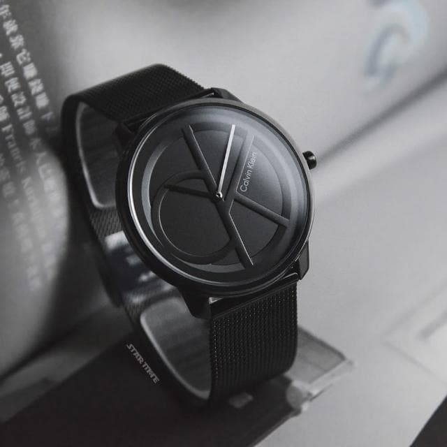 【Calvin Klein 凱文克萊】黑色系經典大CK logo 低調氣質 米蘭帶錶帶 手錶 CK錶 39mm 情人節(25200028)