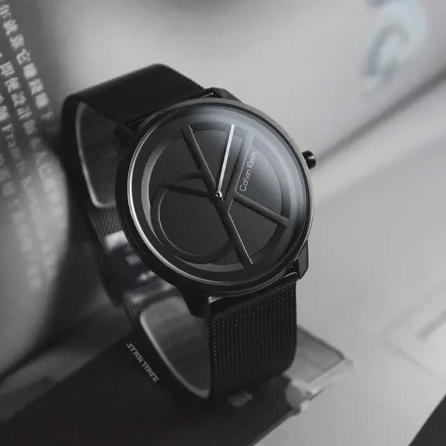 【Calvin Klein 凱文克萊】黑色系經典大CK logo 低調氣質 米蘭帶錶帶 手錶 CK錶 39mm 雙11(25200028)