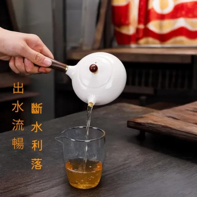 【美味好伙伴】羊脂玉瓷側把壺(高白瓷 茶具 茶壺 泡茶壺)
