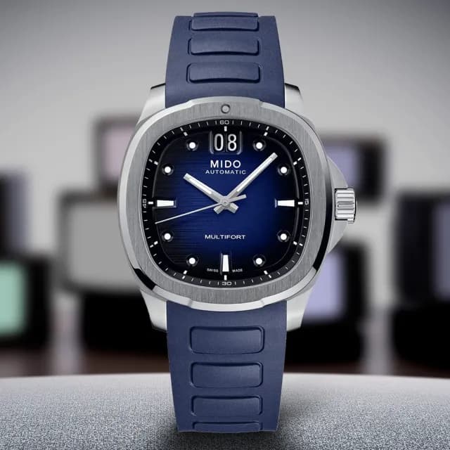 【MIDO 美度】Multifort M049.526.17.041.00 先鋒 廣告款 TV大日期窗機械錶-漸層藍 手錶(M0495261704100)