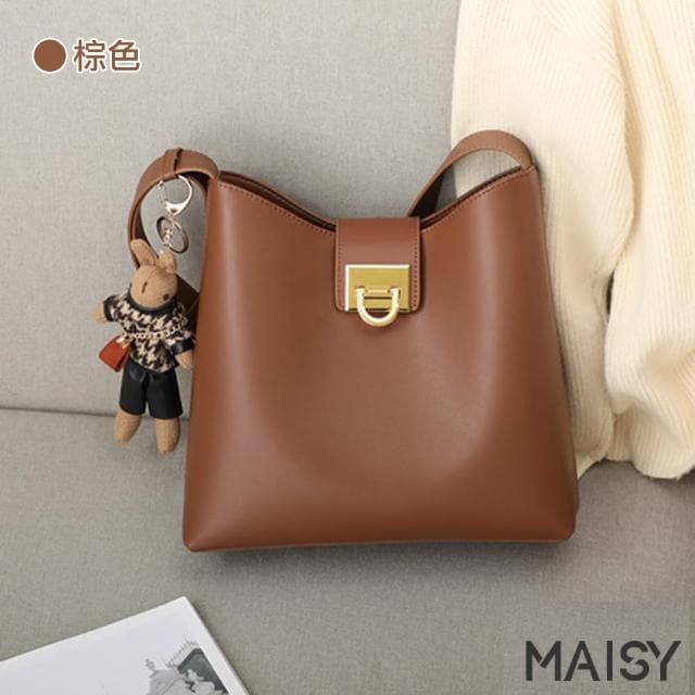 【MAISY】母親節禮物 時尚真皮大容量肩背水桶包 斜背包(現+預  黑色 / 棕色)