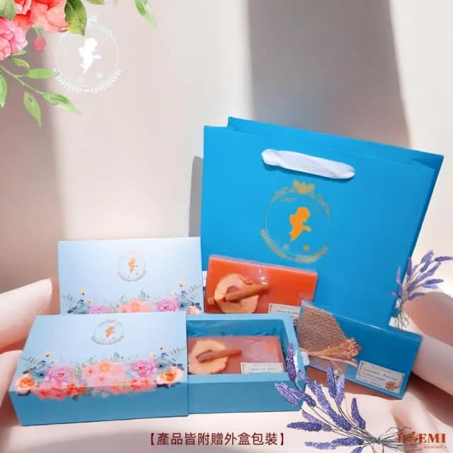 【BOEMI】天使之戀香氛沐浴-花妍水漾南法香頌薰衣草植萃皂210g(來自捷克頂級植萃保養潤膚手工香皂禮盒)