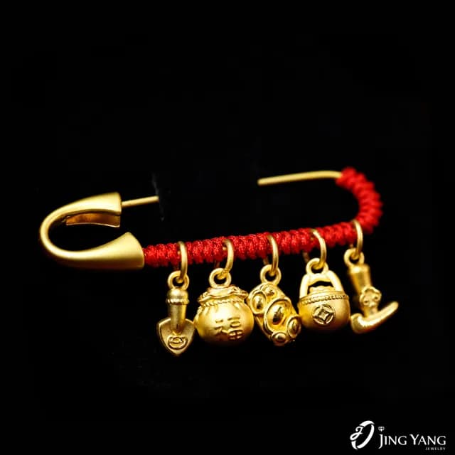 【JING YANG 晶漾】黃金擺件彌月禮物富貴別針(0.82錢±0.05錢)