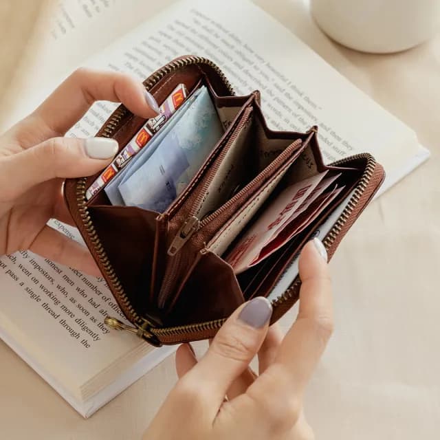 【FOCUS】真皮4卡拉鍊短夾/大零錢包FTA2068(真皮包包 義大利植鞣革/頭層牛皮/真皮皮夾)