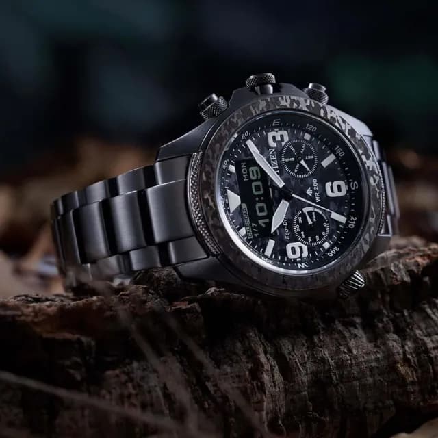 【CITIZEN 星辰】PROMASTER系列 35周年限量 叢林迷彩 光動能計時腕錶 父親節 禮物 送禮 推薦(JV1008-63E)