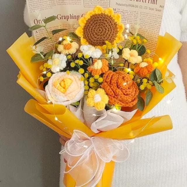 【TBCC】手工鉤編陽光明媚的玫瑰、向日葵和泡芙花束 - 華麗的金色和橙色(畢業生日康復紀念老師禮物)