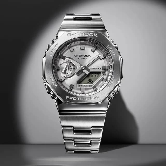 【CASIO 卡西歐】G-SHOCK 全金屬八角防護構造雙顯錶 新年 禮物(GM-2110D-7A/速)