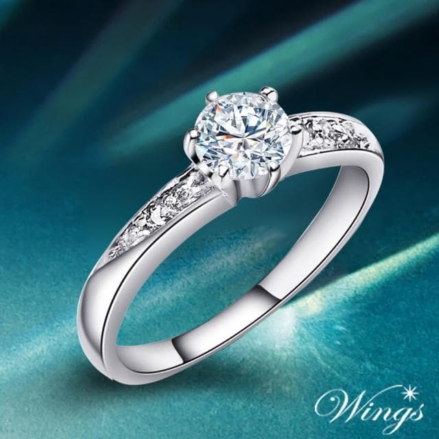 【WINGS】戒指 雅致時尚款 八心八箭方晶鋯石擬真鑽戒(精鍍白K金 送禮 禮盒 女生禮物 生日 聖誕)