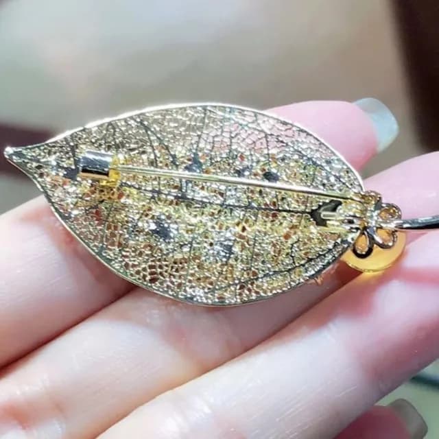 【Penny珮妮】墨西哥藍珀9mm一葉成名胸針吊墜二用(母親節禮物/交換禮物/送女友/送閨蜜/生日禮物/情人節)