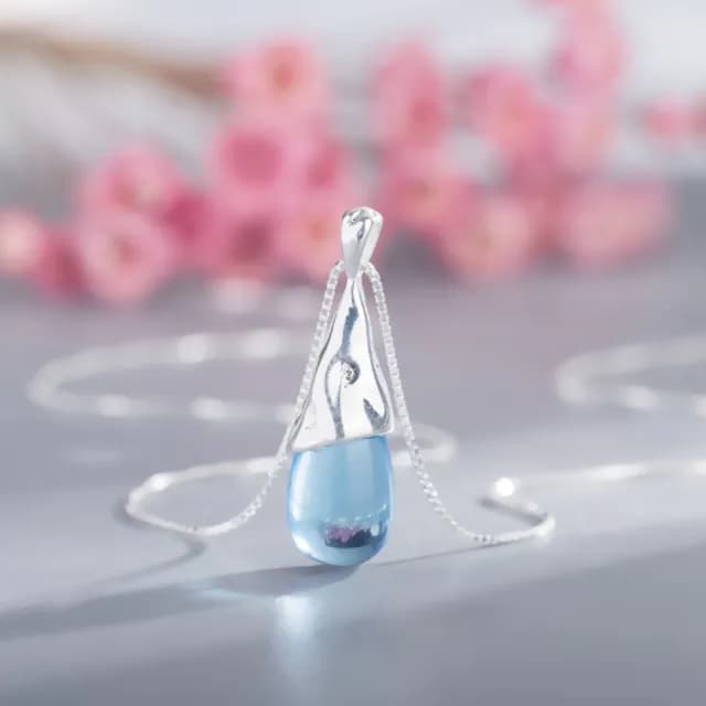 【晶瑩剔透】韓版925純銀人魚眼淚吊墜項鍊(不規則設計 氣質襯膚 短鍊 鎖骨鍊 穿搭 藍色 女生 生日禮物)