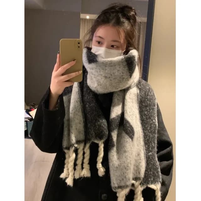 【橘魔法】大F蓬鬆麻花辮圍巾(雙面可圍 圍脖 披肩 脖圍 披巾 大人 配件 寒流 保暖 交換禮物)