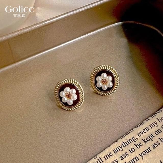 【Golicc】復古金邊珍珠花朵耳環(母親節 生日 情人節 飾品 耳釘 耳飾 耳墜 禮物)