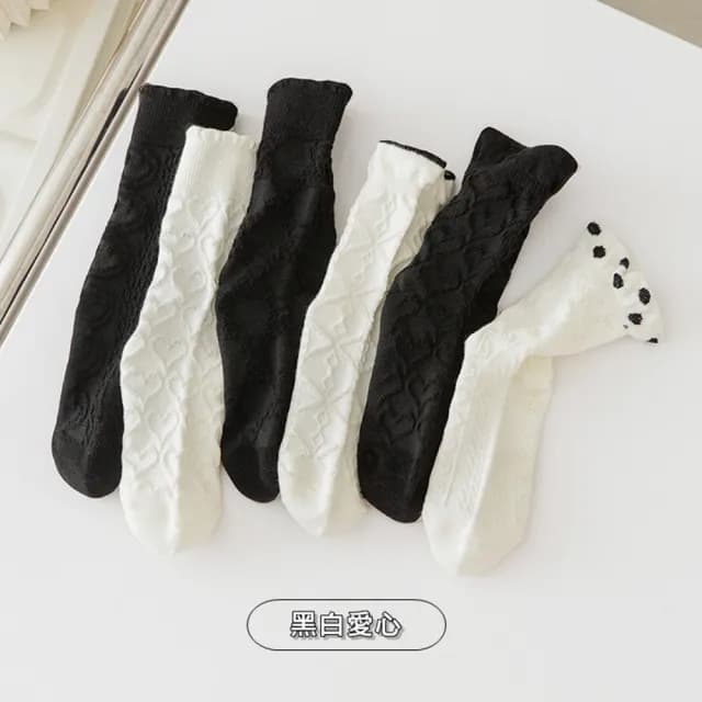 【橘魔法】（5雙一組）氣質圖形浮雕花中筒襪(襪子 堆堆襪 兒童 女童 兒童 童裝 白襪 全白襪子)