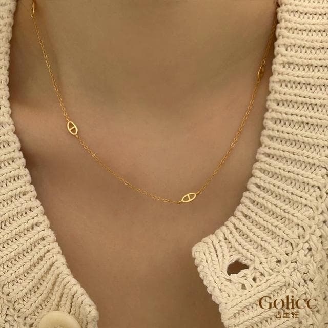 【Golicc】時尚 金色小豬鼻 細緻鎖骨鍊(母親節 生日 情人節 鎖骨鍊 項鍊 飾品 禮物)