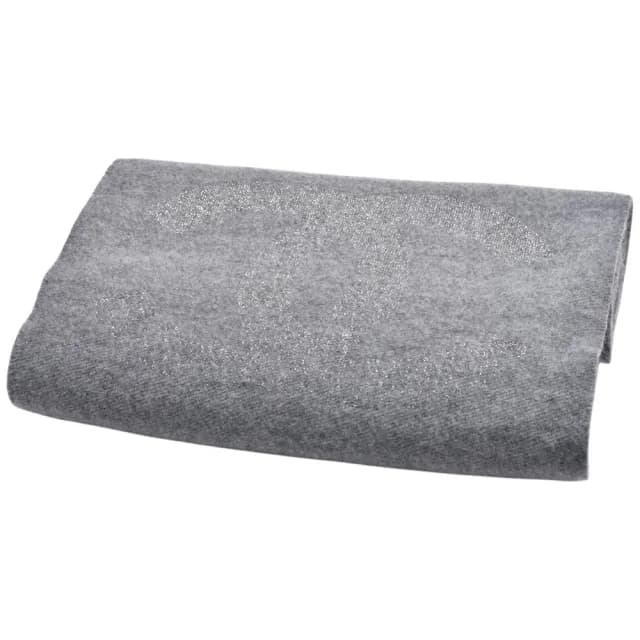 【CHANEL 香奈兒】經典銀色絲線雙C LOGO喀什米爾羊毛流蘇圍巾(灰色AAA318-GRAY)