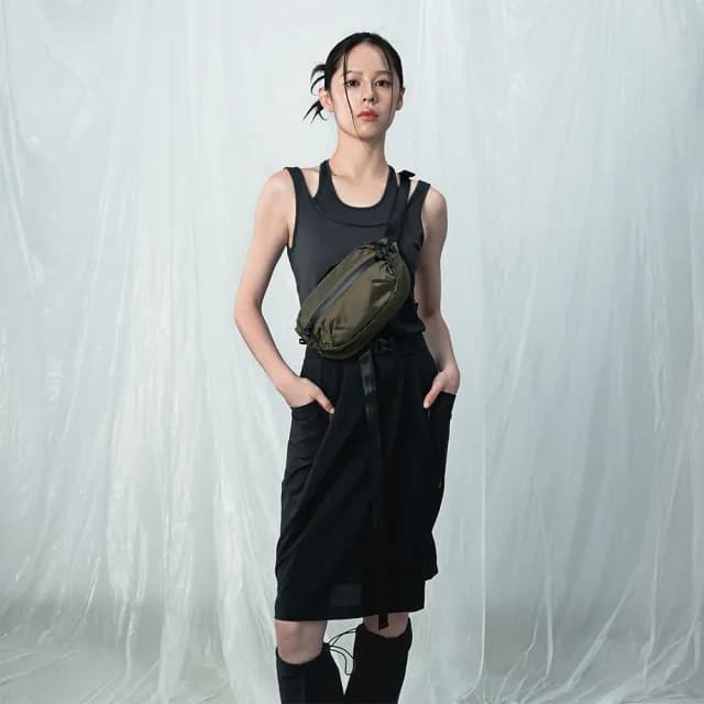 【Fyber Forma】情人節禮物 RD1 斜背腰包(橄欖綠色)