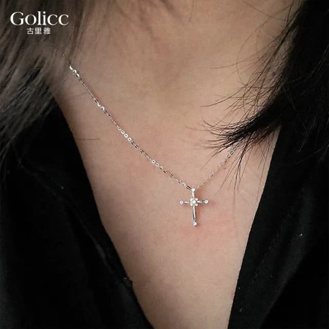 【Gulicc】輕奢 小十字架 項鍊(雙11 聖誕節 生日 鎖骨鍊 項鍊 飾品 禮物)