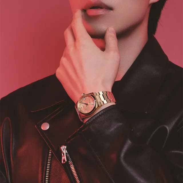 【TISSOT 天梭】PRX系列 70年代復刻機械錶 金/40mm 禮物 送禮 推薦(T1374073302100)