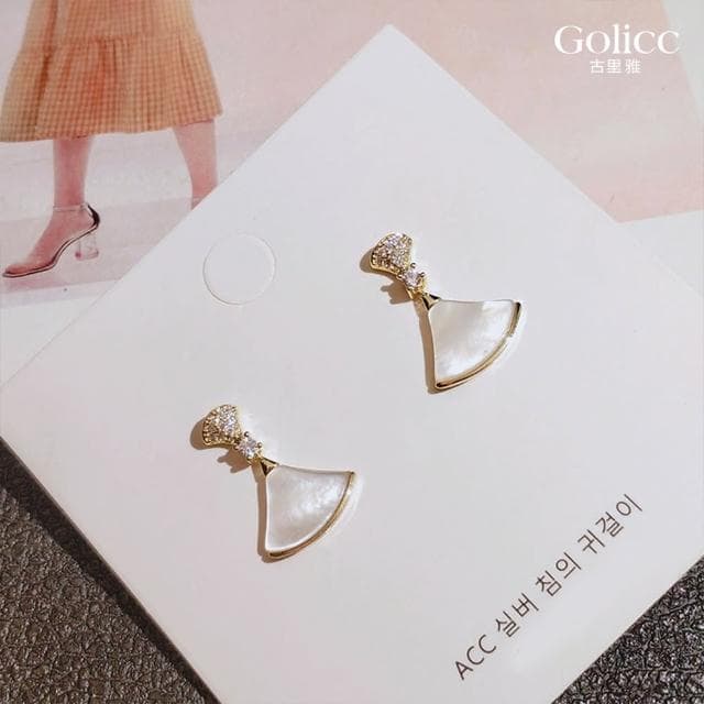 【Golicc】耳環 法式精鑲 優雅扇形小裙(母親節 生日 情人節 飾品 耳釘 耳飾 耳墜 禮物)
