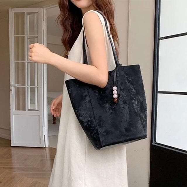 【LEESA】水桶包\牛皮包包\肩背包\大容量水桶包\單肩手提包\質感包包\禮物\小眾包包\通勤女包\真皮單肩包