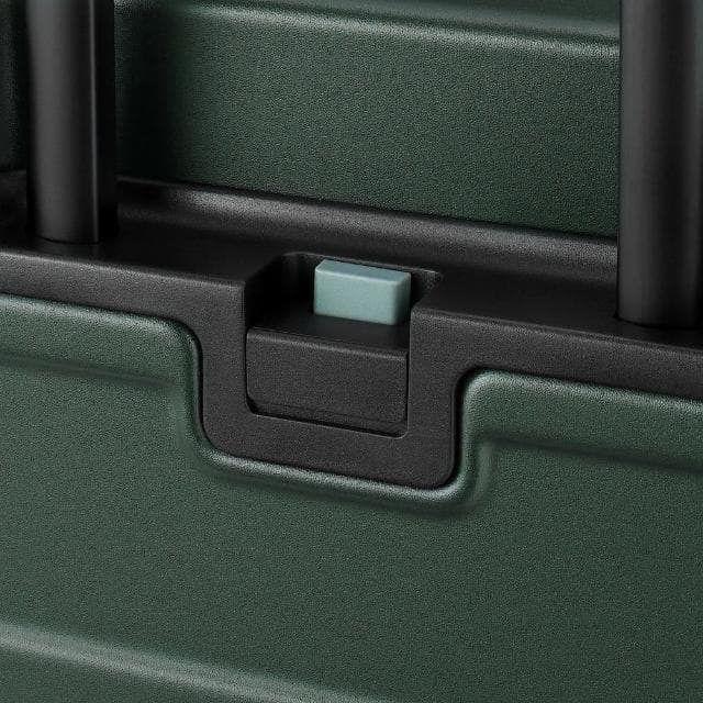 【MUJI 無印良品】四輪硬殼止滑拉桿箱105L