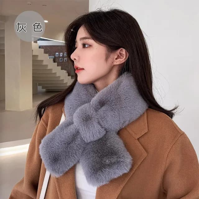 【midou】名媛風柔軟保暖交叉毛領圍巾(絨毛圍巾 毛毛圍巾 仿皮草圍巾)