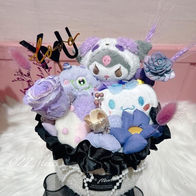 【喜滋滋花藝】敲可愛酷洛米玩偶永生花花束(情人節花束/生日禮物/告白花束/週年慶/畢業花束)