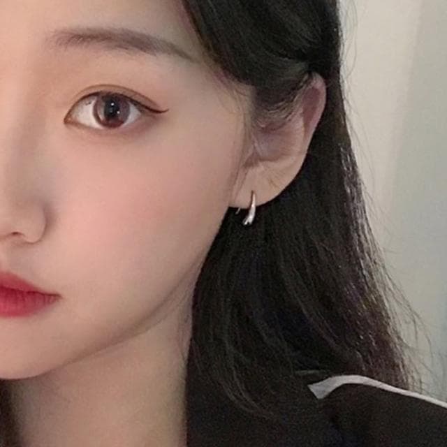 【LEEHER】母親節禮物 水滴耳環/耳環/耳環女/925/純銀耳環/耳飾/韓國飾品/耳勾/個性耳環/正韓耳環/金色耳環
