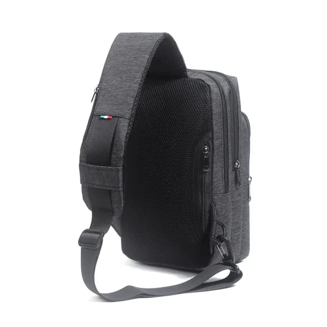 【Valentino Rudy 范倫鐵諾.路迪】百搭休閒收納直立式胸包/單肩包(VR-NT61040 七夕情人節禮物 送禮 男包)