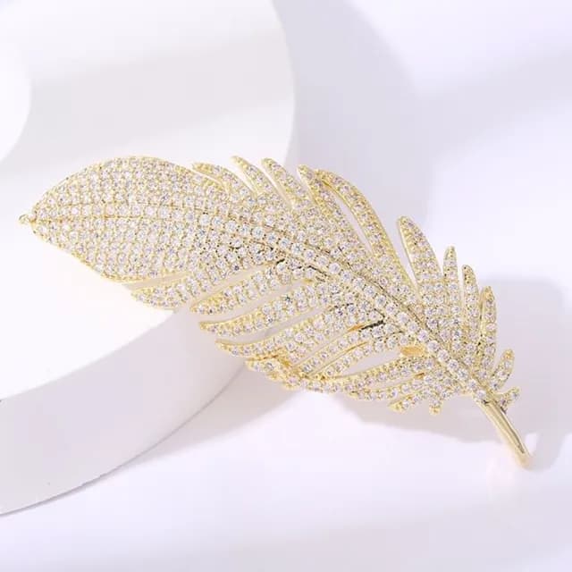【Penny珮妮】韓版羽毛鋯石胸針胸花吊墜兩用(母親節 送女友 交換禮物  生日禮 情人節 尾牙 新年 結婚)