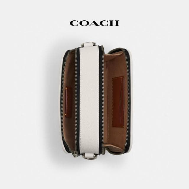 【COACH】蔻馳官方直營 WYATT素描印花斜背手袋-QB/粉筆白色 混合色(CAJ36)