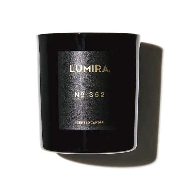 【LUMIRA】經典黑瓶蠟燭 No.352 Leather & Cedar 皮革雪松 300g