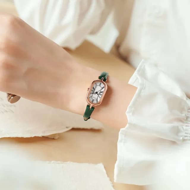 【JULIUS 聚利時】凡爾賽斯 皮革復古橢圓形腕錶 JA-1432(四色/18X27mm)