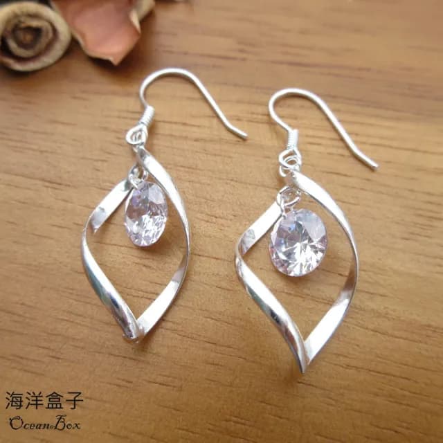 【海洋盒子】亮眼幾何菱形扭轉鏤空圓鑽990純銀針勾式耳環(垂墜耳環)