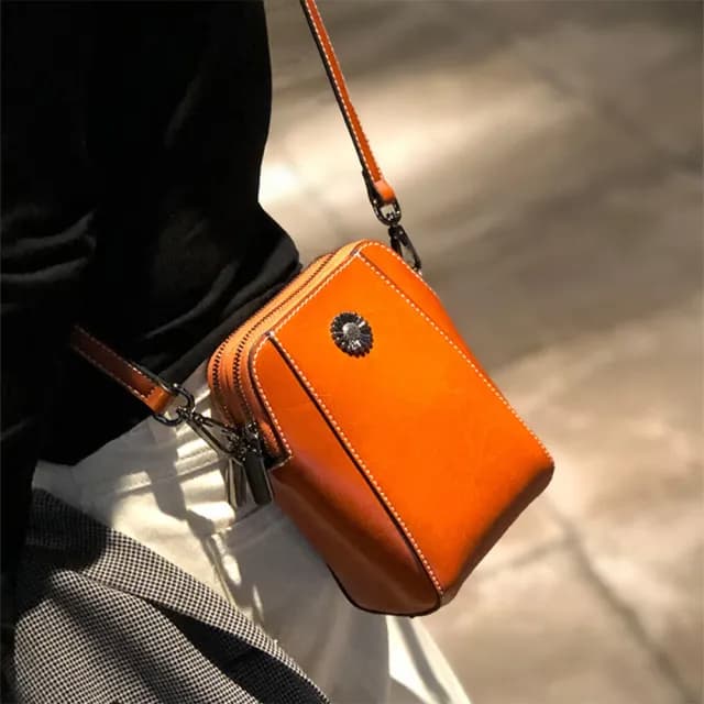 【MoonDy】情人節禮物 女生包包 小包包 真皮包包 側背包 牛皮小包包 斜背手機包 側背小包 隨身小包 斜背包 