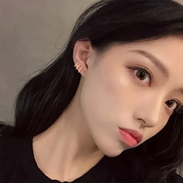 【維克維娜】4圈雙排水鑽925純銀耳環