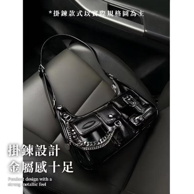 【穿搭單品】母親節禮物 千禧年Y2K酷帥掛鍊機車包(硬挺 多口袋 單肩包 腋下包 純黑色 百搭通勤 女 生日禮物