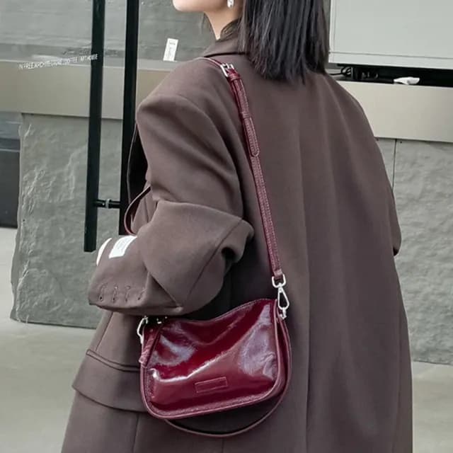 【LEESA】情人節禮物 復古單肩包\真皮腋下包\牛皮包包\包包\腋下包\單肩包\手提包\斜背包\小方包\真皮包包\