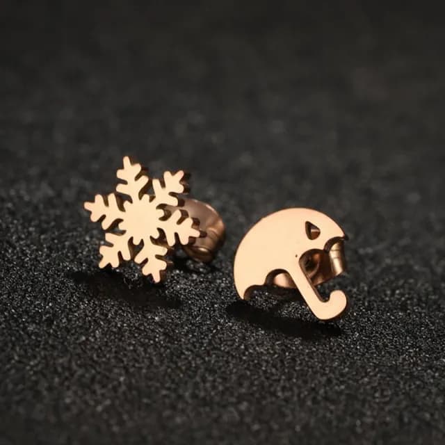 【VIA】白鋼耳釘 雨傘耳釘 雪花耳釘/時尚系列 不對稱雪花片與小雨傘造型白鋼耳釘(4色任選)
