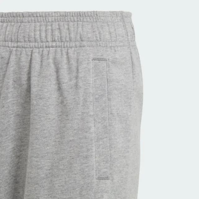 【adidas 愛迪達】運動短褲 童裝 HY4720