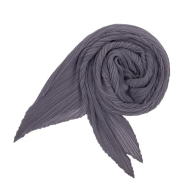 【ISSEY MIYAKE 三宅一生】PLEATSPLEASE 摺疊屏風造型皺褶圍巾(灰色)