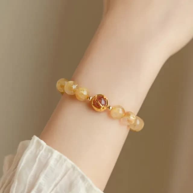 【金財招財】天然金髮晶手鍊8MM(黃水晶 發財 招財 水晶手鍊 串珠 手珠 手串 手環 佛珠 禮物 轉運 飾品)