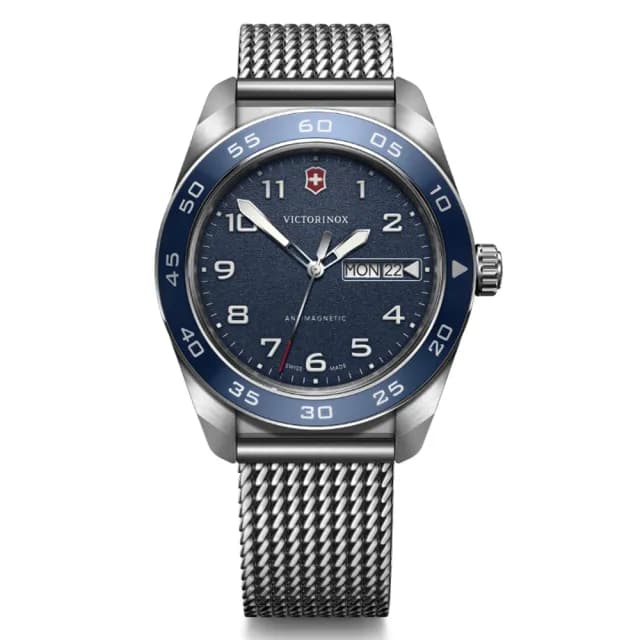 【VICTORINOX 瑞士維氏】Swiss Army 啞光 浮雕數字 石英錶 男錶 送禮 禮物推薦(VISA-242042)