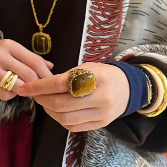 【KT DADA】虎眼石 天然石 項鍊 頸鏈 鎖骨鏈 吊墜 配飾 飾品 指環 女生戒指 高級感 輕奢 小眾設