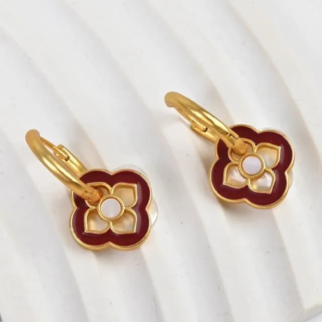 【MoonDy】父親節禮物 耳環 飾品 女生耳環 禮物 法式耳環 四葉草 幸運草 貝殼耳環 高級感 復古耳環 花耳環