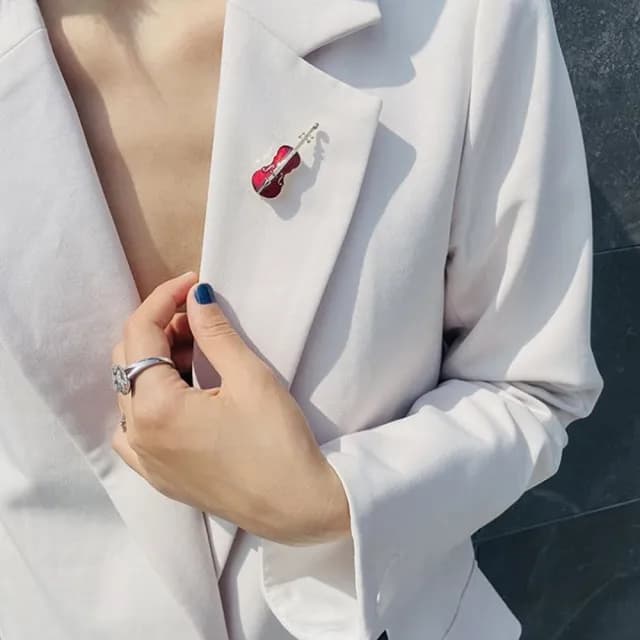 【Penny珮妮】小提琴胸花別針胸針(母親節 送女友 交換禮物 生日禮 情人節 尾牙 新年 結婚 畢業禮物)