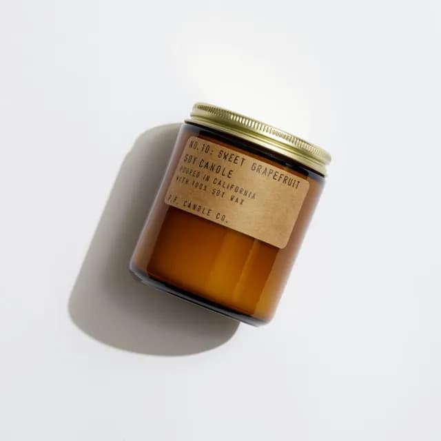 【P.F. CANDLE CO.】美國經典手工香氛蠟燭7.2oz－香甜葡萄柚(No. 10 SWEET GRAPEFRUIT / 204g)