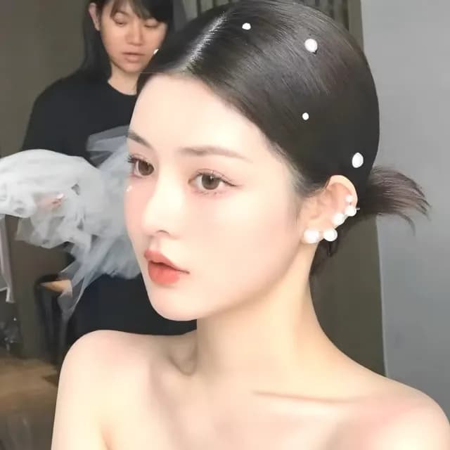 【婚禮焦點】高級感新娘單排珍珠耳骨夾-一對(耳骨夾 耳夾 夾式耳環 無耳洞 耳環 復古)